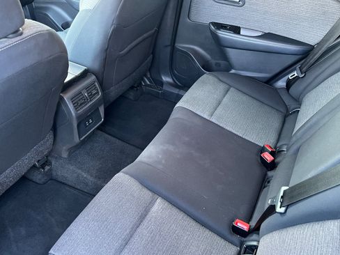 Used 2023 Nissan Rogue SV image 16