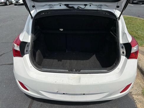 Used 2013 Hyundai Elantra GT FWD image 14
