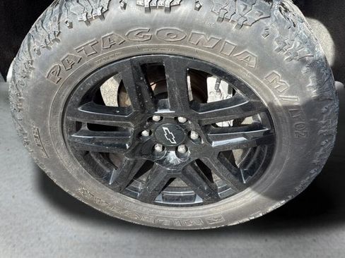 Used 2023 Chevrolet Colorado Trail Boss w/ Advanced Trailering Package image 10