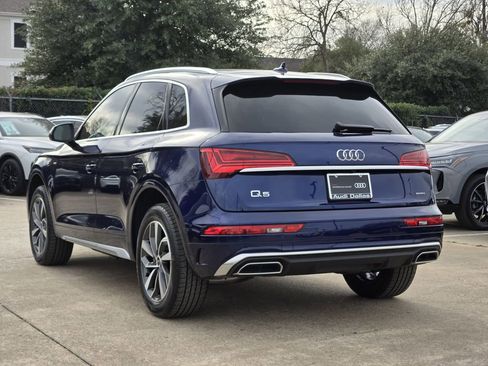 Certified 2023 Audi Q5 2.0T Premium w/ Convenience Package image 8