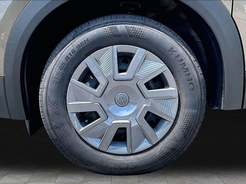 Used 2025 Nissan Kicks S AWD/4WD image 23