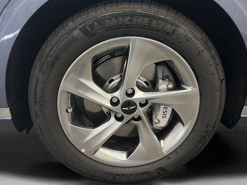 New 2026 Genesis GV70 2.5T Select AWD/4WD image 9