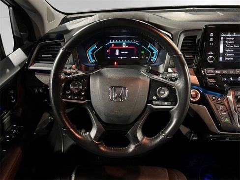 Used 2019 Honda Odyssey Touring image 29