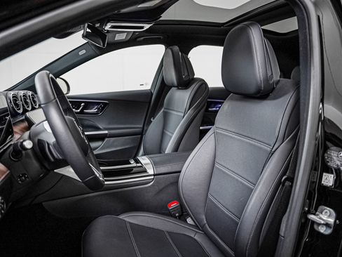 Certified 2026 Mercedes-Benz C 300 4MATIC Sedan image 8