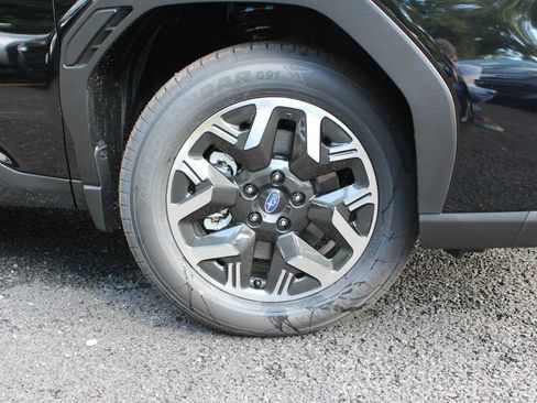 Certified 2025 Subaru Forester Premium image 14