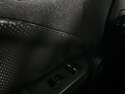 Used 2006 Ford Mustang GT Premium RWD image 15