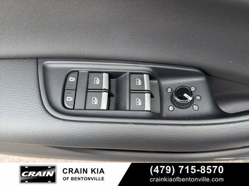 Used 2021 Audi Q8 Prestige w/ Prestige Package image 9