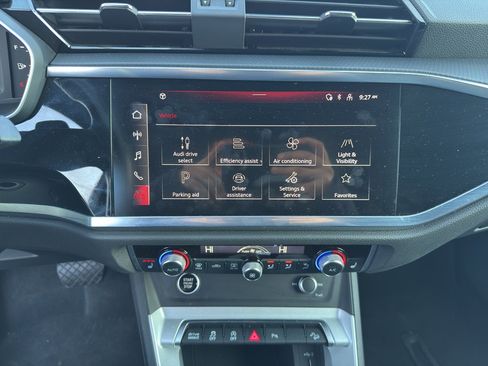 Used 2023 Audi Q3 2.0T Premium image 26