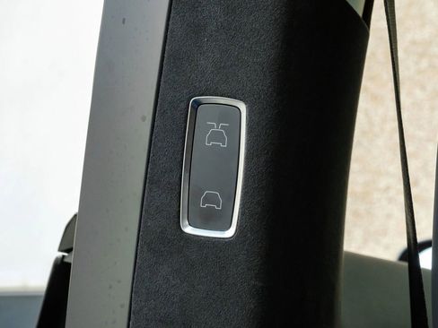 Used 2023 Tesla Model X Plaid image 74