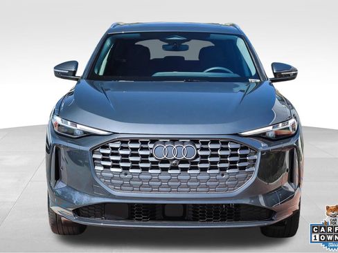 Certified 2025 Audi Q5 Premium Plus AWD/4WD image 2