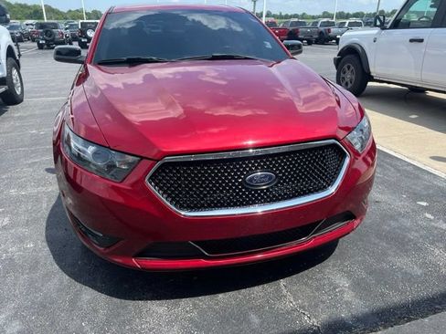 Used 2018 Ford Taurus SHO w/ Driver Assist Package AWD/4WD image 5