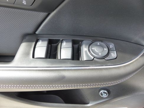 Used 2025 Buick Envision Preferred AWD/4WD image 20