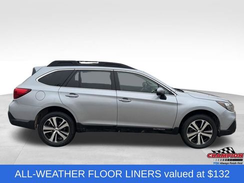 Used 2018 Subaru Outback 3.6R Limited image 6