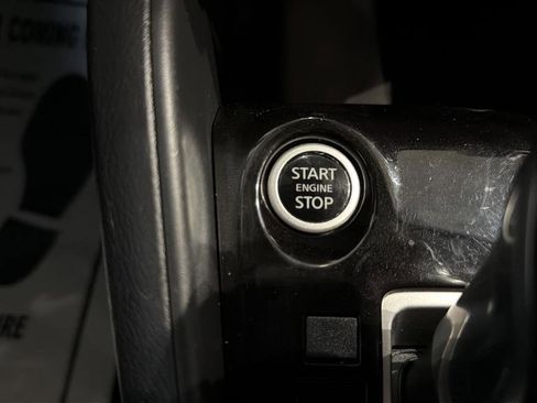 Used 2021 Nissan Kicks S image 23