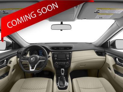 Used 2018 Nissan Rogue SV