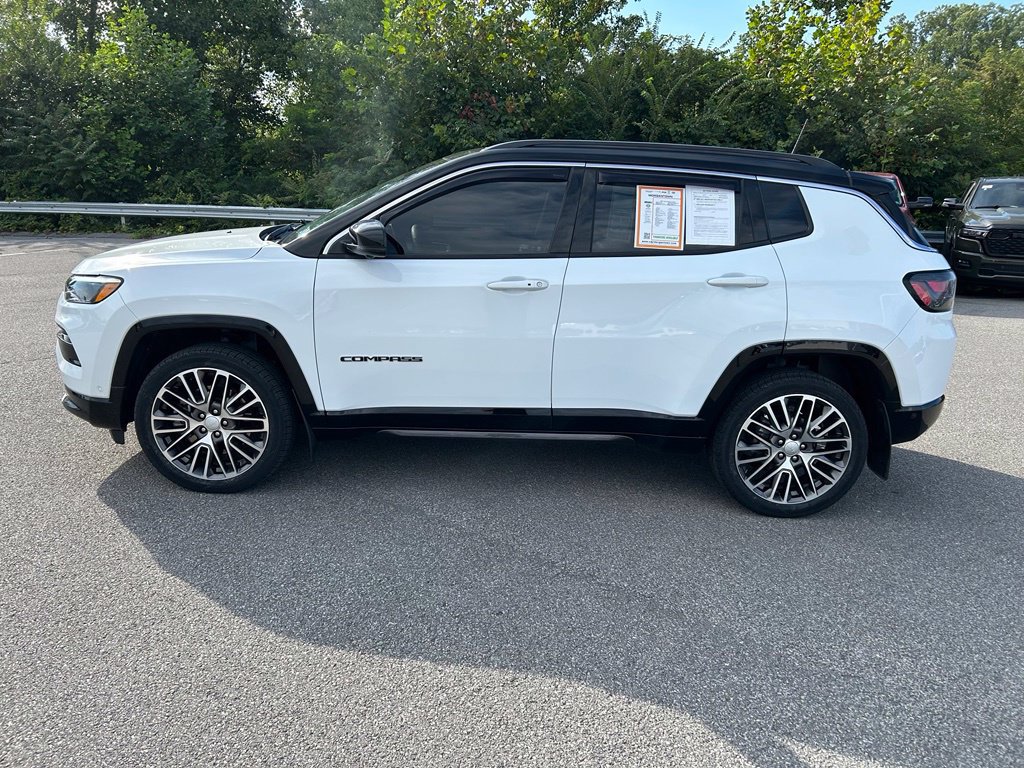 Certified 2023 Jeep Compass Limited w/ Elite Group AWD/4WD image 2