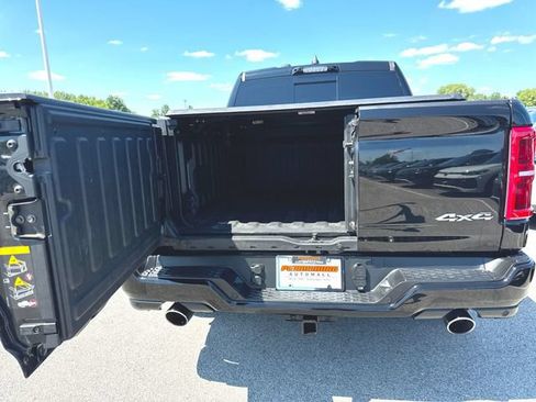 Used 2025 RAM 1500 Tungsten AWD/4WD image 37