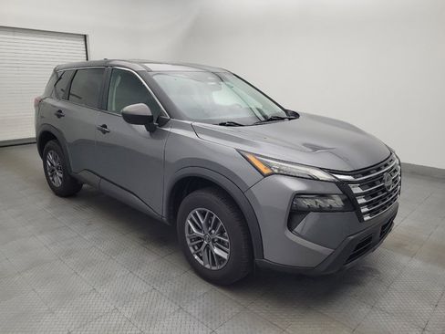 Used 2024 Nissan Rogue S AWD/4WD image 13