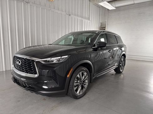 Certified 2026 INFINITI QX60 Luxe w/ Cargo Package FWD image 1