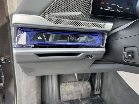 Certified 2023 BMW 760i xDrive 760i xDrive image 32