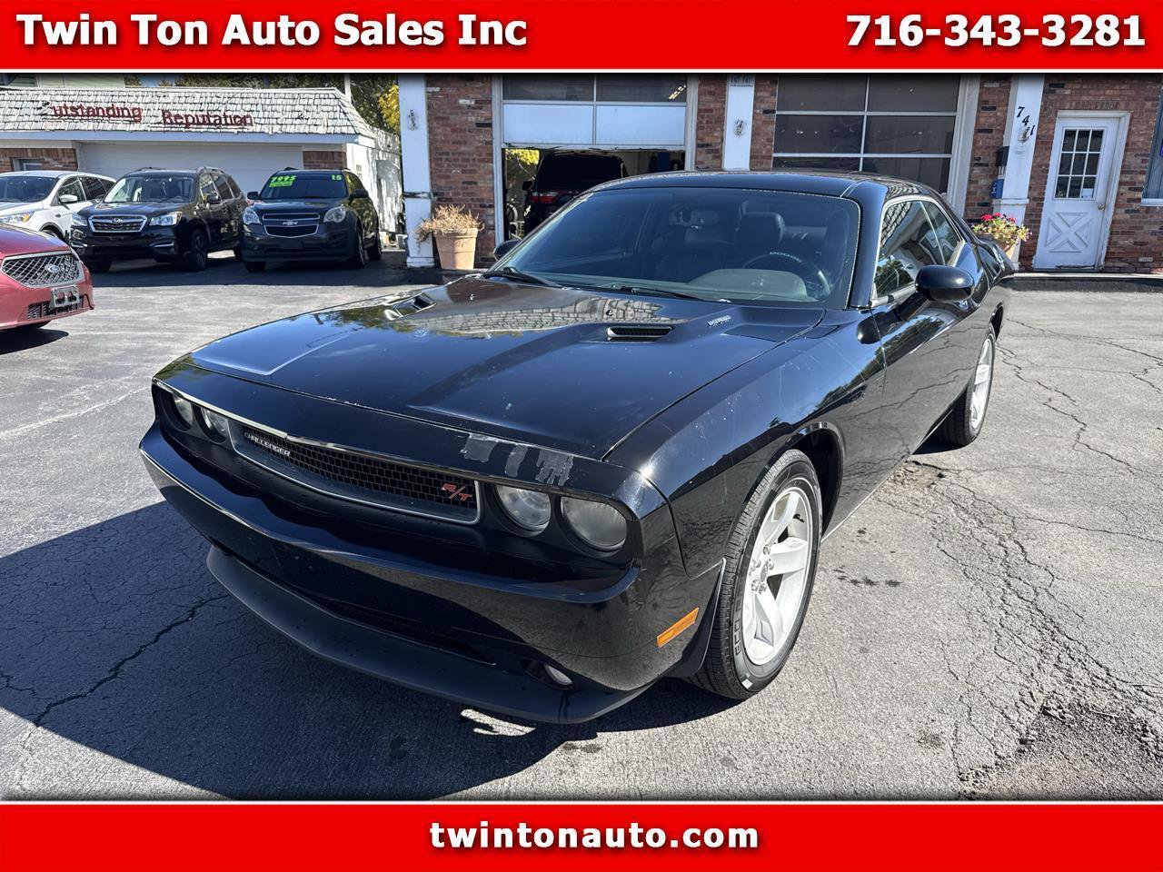Used 2014 Dodge Challenger R/T RWD image 1