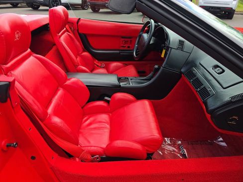Used 1993 Chevrolet Corvette Convertible RWD image 20