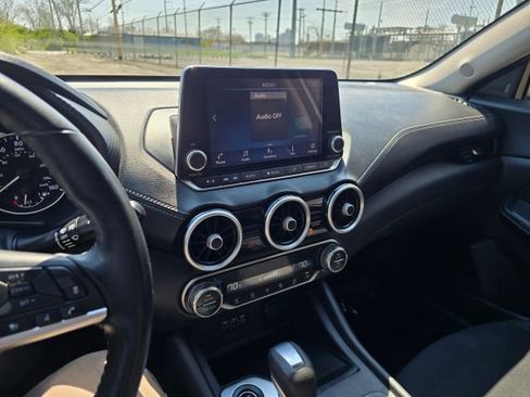 Used 2021 Nissan Sentra SV image 25