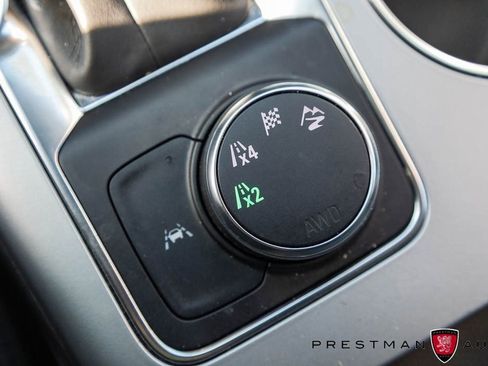 Used 2025 Chevrolet Blazer LT image 7