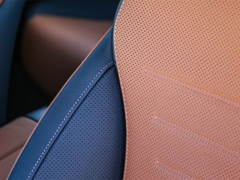 Used 2024 Mercedes-Benz C 43 AMG 4MATIC Sedan image 33