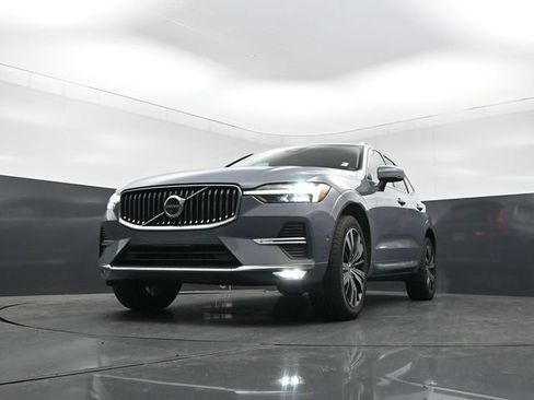 Used 2023 Volvo XC60 B5 Plus w/ Protection Package Premier FWD image 26