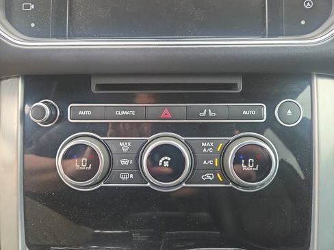 Used 2016 Land Rover Range Rover Supercharged AWD/4WD image 27