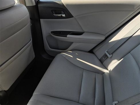 Used 2016 Honda Accord EX-L image 14
