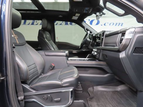 Used 2024 Ford F250 Platinum image 37