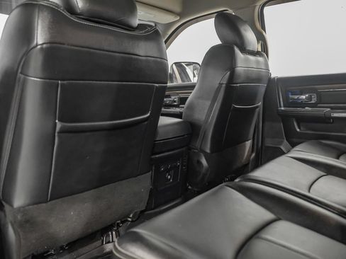 Used 2018 RAM 2500 Laramie w/ Sport Appearance Group AWD/4WD image 36