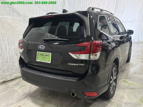 Used 2023 Subaru Forester Limited AWD/4WD image 8