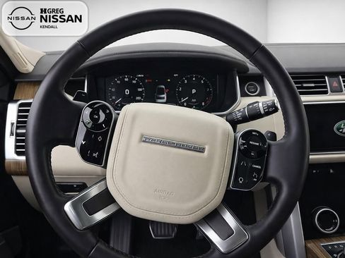 Used 2019 Land Rover Range Rover Supercharged AWD/4WD image 11
