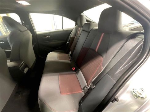 Used 2023 Toyota Corolla SE w/ SE Premium Package FWD image 15