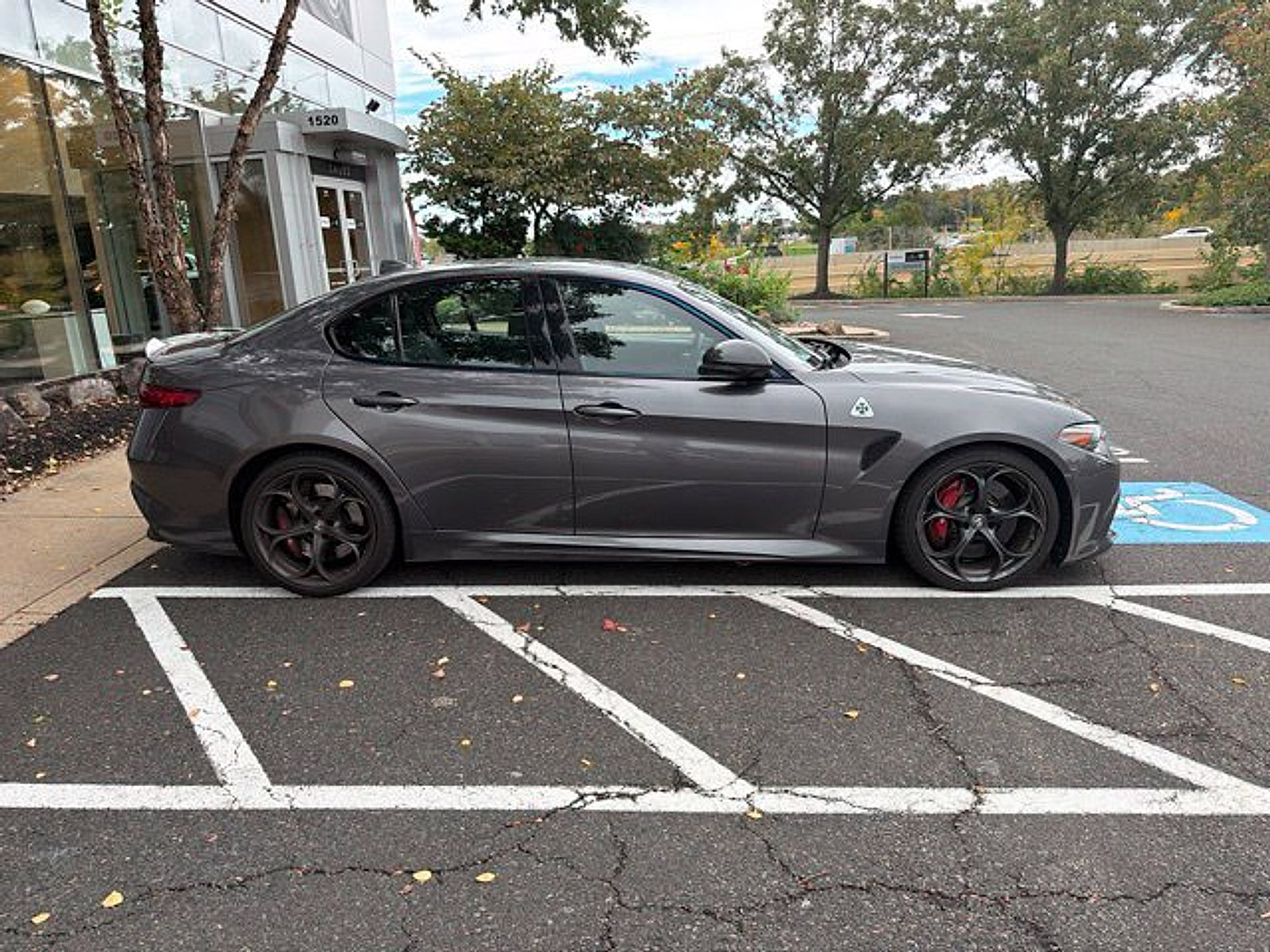 Used 2020 Alfa Romeo Giulia Quadrifoglio RWD image 3