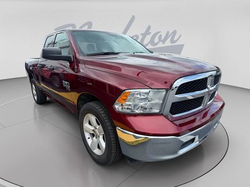 Used 2024 RAM 1500 Classic SLT AWD/4WD image 4