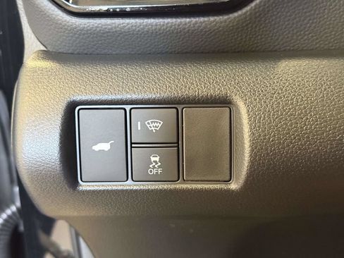 Used 2025 Honda Pilot Black Edition image 32