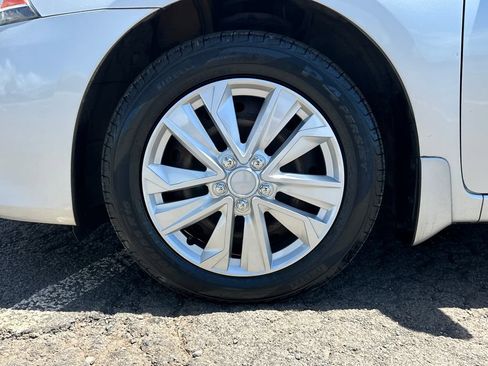 Used 2013 Nissan Sentra SV w/ Premium Pkg FWD image 12