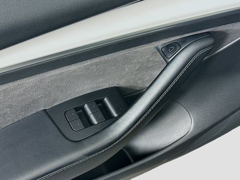 Used 2021 Tesla Model 3 Standard Range Plus RWD image 15