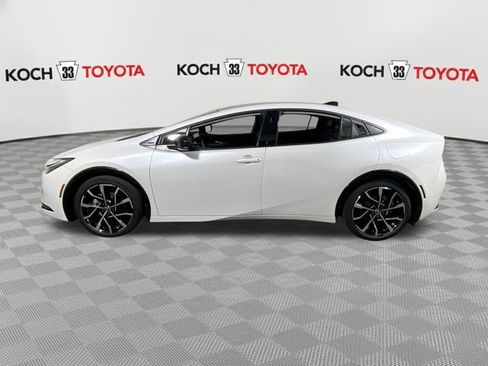 Certified 2024 Toyota Prius Prime XSE image 5