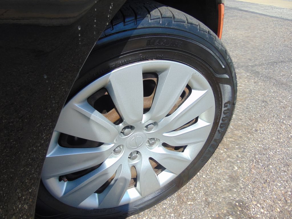 Used 2016 Chrysler 200 LX FWD image 26