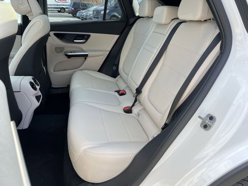 New 2026 Mercedes-Benz GLC 300 4MATIC image 23