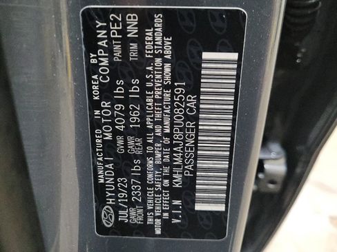 Used 2023 Hyundai Elantra Blue image 33