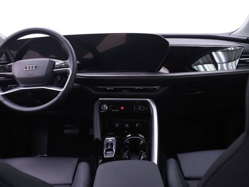 Used 2025 Audi Q5 Premium Plus AWD/4WD image 8