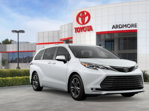 New 2026 Toyota Sienna Platinum image 36