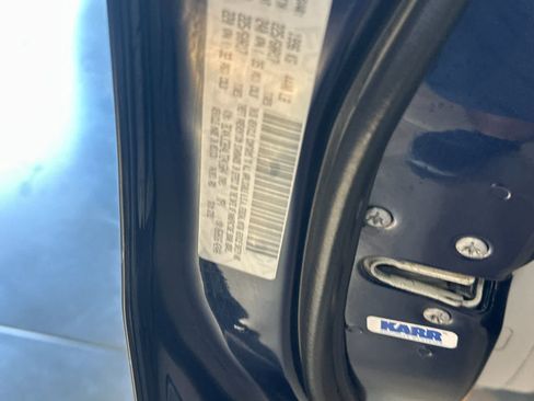 Used 2020 Jeep Compass Latitude FWD image 30