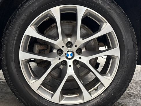 Used 2019 BMW X5 xDrive40i w/ Convenience Package AWD/4WD image 32